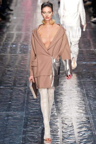 Look 41